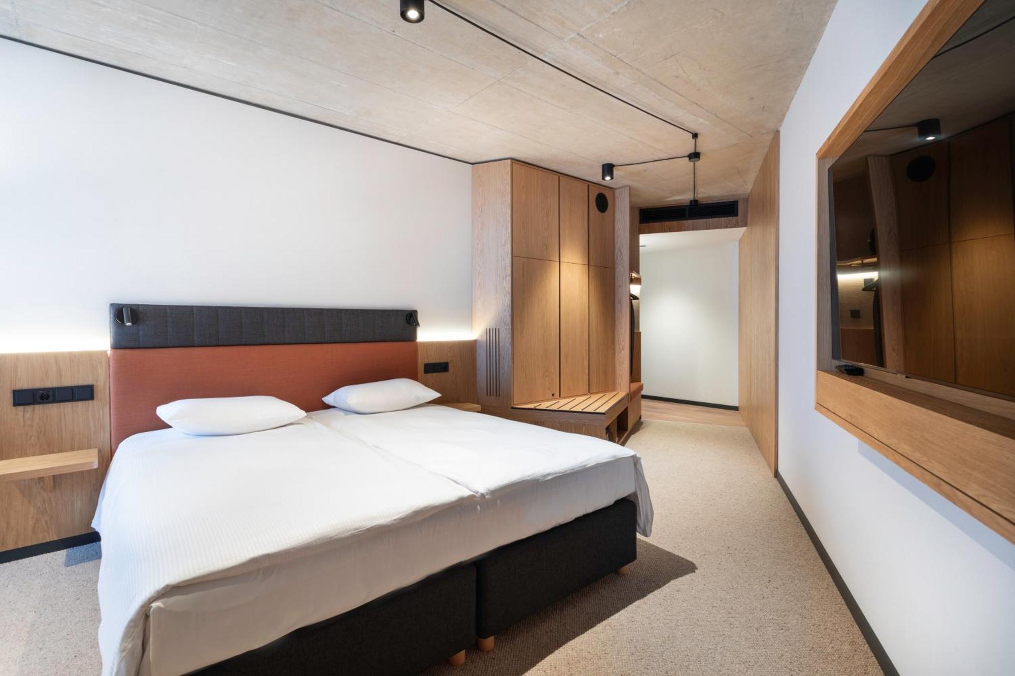 Qubus Hotel Katowice Exterior photo